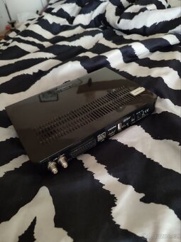 Satelitní přijímač Topfield TF S3000RHD - 4