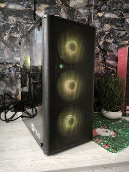 HERNI PC RYZEN 5 5600 RX 6700XT 12GB 32GB RAM - 4