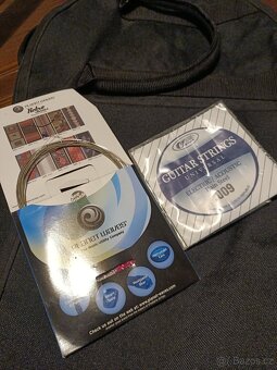 Elektrická kytara Stagg - 4