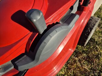 Sekačka na trávu - 4