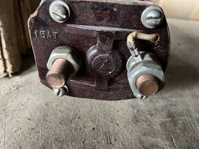MAZ 236 - 4