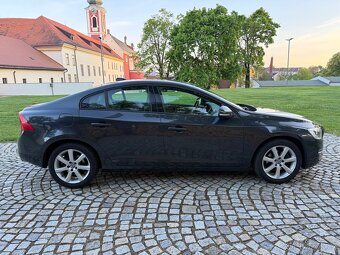 Volvo S60 2.0 D3 Drive-E KINETIC 2016 Automat Navi - 4