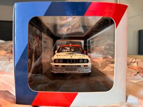 BMW M3 E30 Heritage Racing Motorsport 1:18 - 4