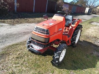 Kubota X24 - 4