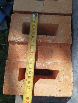 Magnezitové a šamotové cihly - 4