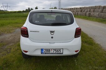 Dacia Sandero 1.0i - 4