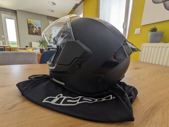 Cool Integrální moto helma ICON AIRFLITE (Matná černá) - 4