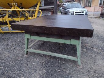 Rýsovací svářecí montážní litinový stůl 1600 x 2510 mm - 4