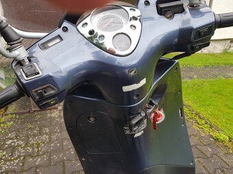HONDA SKUTR 150 - 4