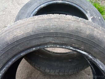 Pneumatiky 235/55 R17 - 4