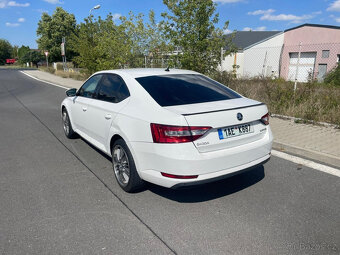 Škoda Superb III 2.0 TDi - Auto na splátky bez registru - 4