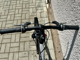 Specialized Hotrock 24 dětské kolo 8-11 let - 4