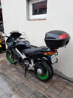 Honda VFR 800 FI, po velkém servisu, výborný stav - 4