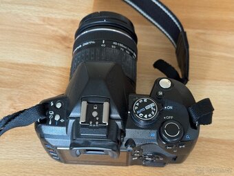 Olympus E-520 + 2 objektivy + příslušenství - 4