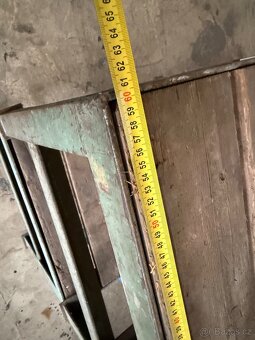 Prodám industriální dílenský stůl - 4