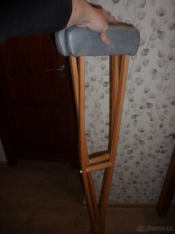 Staré dřevěné berle - nastavitelné - 4