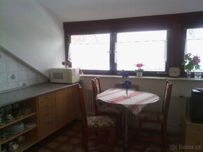 Prodam velky tri podlazni rodiiny dum - 4