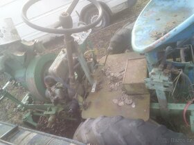TRAKTOR DOMÁCÍ VÝROBY S MOTOREM 1s100k ZAJÍMAVÁ KONSTRUKCE - 4