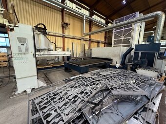 Laser Trumpf 3030 - 4 KW s rotolasom - 4