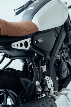 Motorka Yamaha XSR 155 - NOVÁ (Stříbrná) - 4