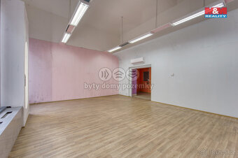 Pronájem obchod a služby, 70 m², Plzeň, ul. Veleslavínova - 4