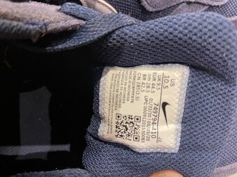 Nike - 4