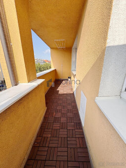Pronájem bytu 2+kk, 56m2 + balkon 15m2, ul. Hartigova, Praha - 4