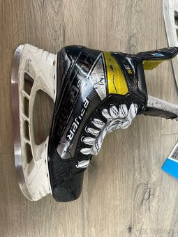 Bauer vč.náhradních NOŽŮ Supreme 3S vel.6,5 Fit 1 - 4
