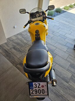 Suzuki SV650S - 4