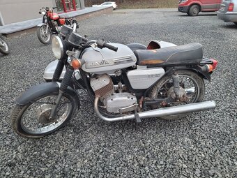 Jawa 350/634 se sidecarem Velorex 562 - 4