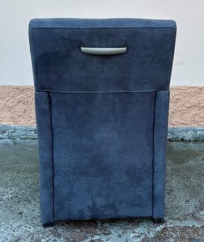 Moderní relaxační křeslo s kolečky - Vít - 4