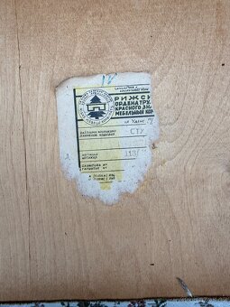 Starožitný Set nábytku - Jídelní stůl + židle - 4