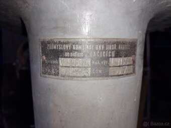 Stolní sloupová vrtačka - 4