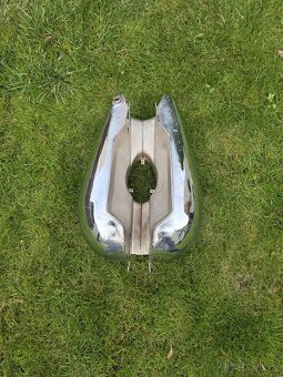 Nádrž na Jawu Pérák - 4