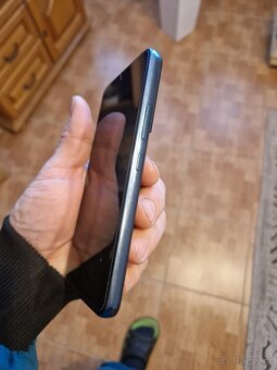 Samsung Galaxy S 22 - 4