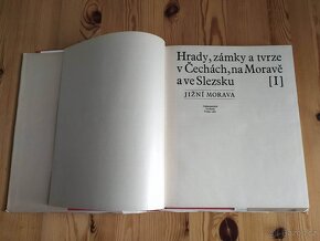 Hrady, zámky a tvrze v Čechách, na Moravě a ve Slezsku - 4