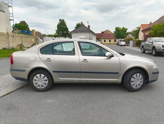 Škoda Octavia 2 1.6i 75kw benzín r.v 2005 - 4
