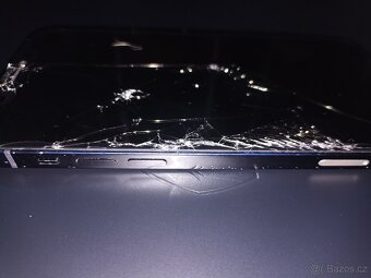 iPhone 12 - 4