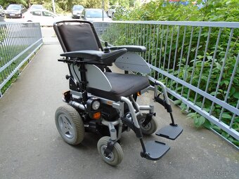 Elektrický invalidní vozík,plus 2x nové akumulátory - 4