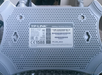 VDSL modem ZyXEL ZYVMG1312-B30B + router TP-Link TL-WR840N - 4