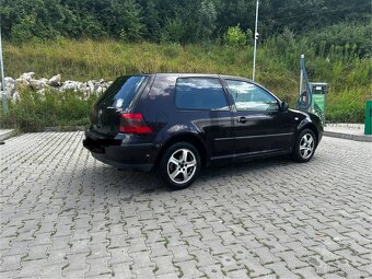Golf 4 - 4