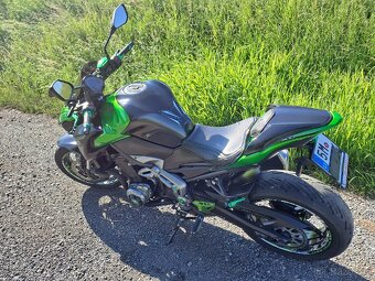 Kawasaki Z900 - 4