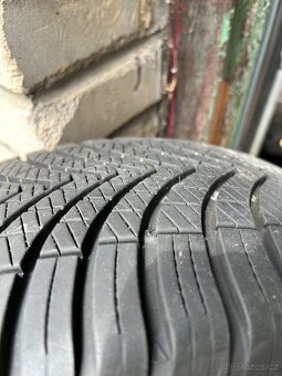 2ks Celoroční pneu Kumho Solus 4S 225/50 r17 98W - 4