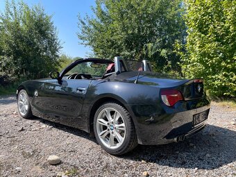 Bmw Z4 cabrio 3.0si 195 kw manuál , krásný originální stav - 4