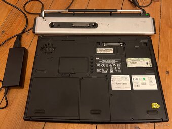 HP Compaq nx7010 - 4