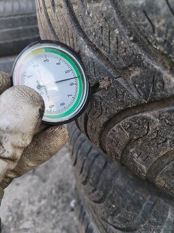 Zimní pneumatiky 195/65/15 včetně disků - 4