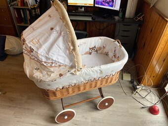 Dětská postýlka na kolech - 4