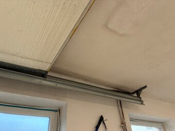 Garážová sekční vrata - 4