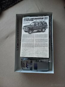 1/24 Toyota Land Cruiser 80 with sport options - 4