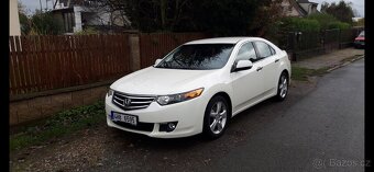 Honda Accord 2,0 i rok 2011 - 4